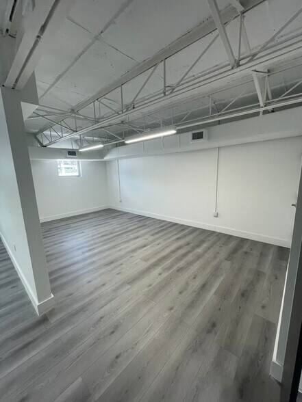 More Photos Of 777 NE 125th St, North Miami Storefront For Lease
