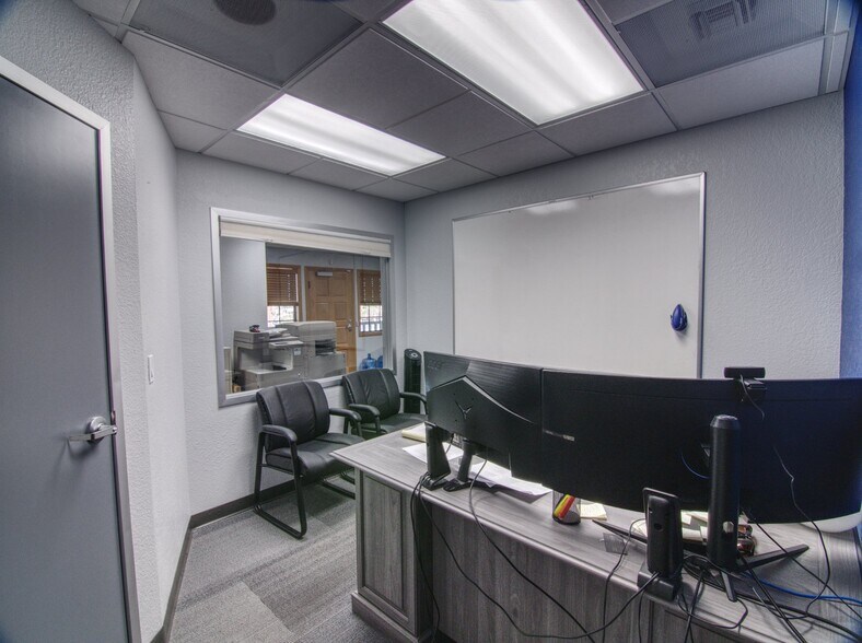 More Photos Of 2341 Jefferson St, San Diego Office For Lease