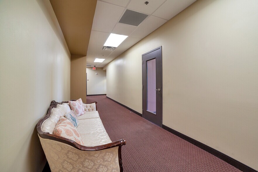 More Photos Of 6585 High St, Las Vegas Office For Lease