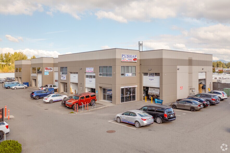 More Photos Of 30781 Simpson Rd, Abbotsford Warehouse For Lease