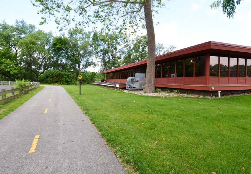 More Photos Of 1375 Dublin Rd, Columbus Office For Sale