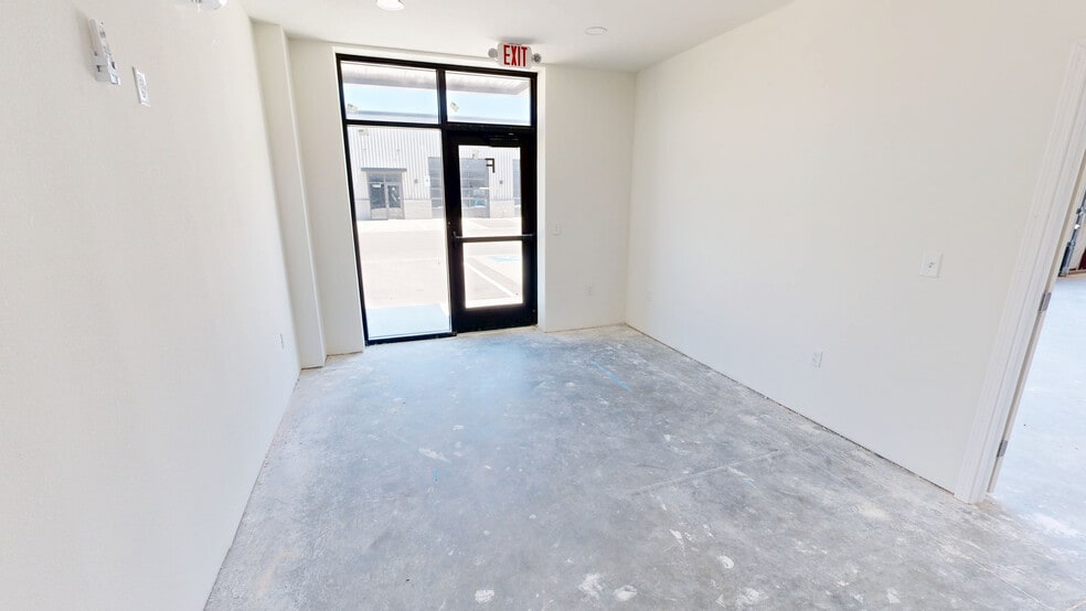 More Photos Of 1000 W Monroe Ave, Lowell Unknown For Lease