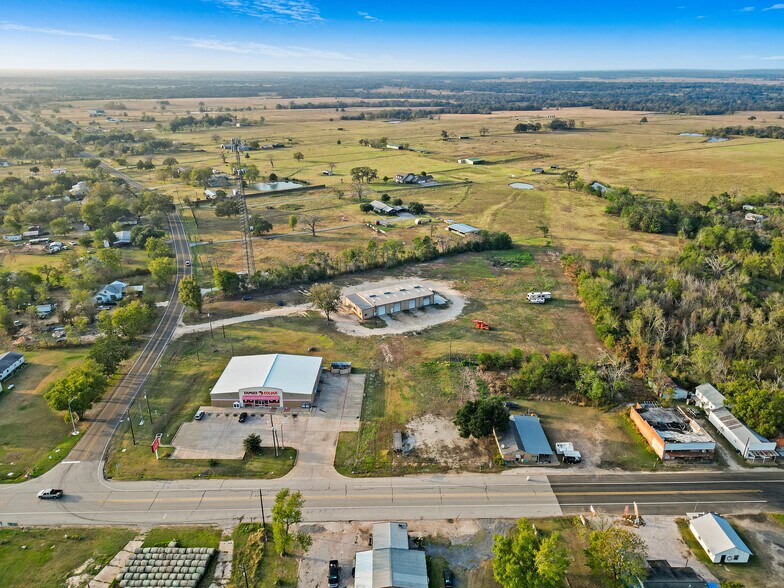 More Photos Of 9360 Osr, Midway Specialty For Lease