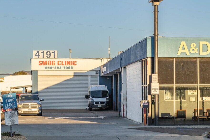 More Photos Of 4183-4191 Convoy St, San Diego Auto Repair For Lease