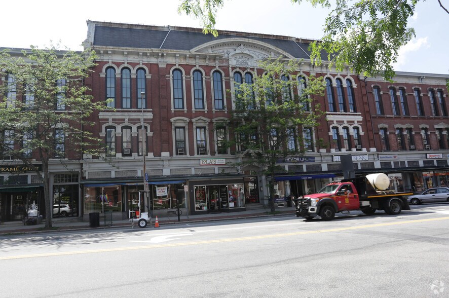 More Photos Of 2 Summer St, Natick Office For Lease