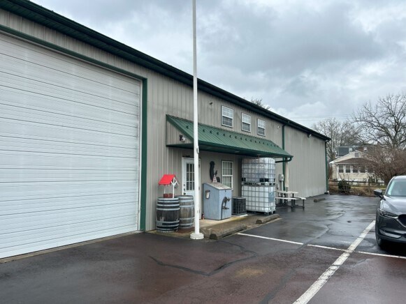More Photos Of 633 Jones Ave, Lansdale Warehouse For Sale