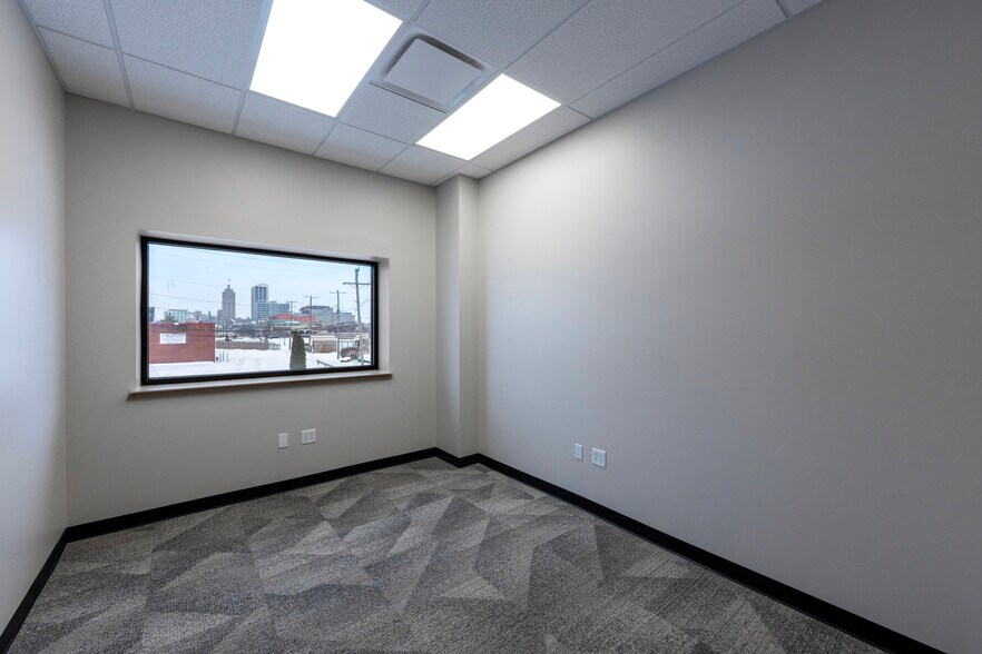 More Photos Of 701 E Wayne St, Fort Wayne Office For Lease