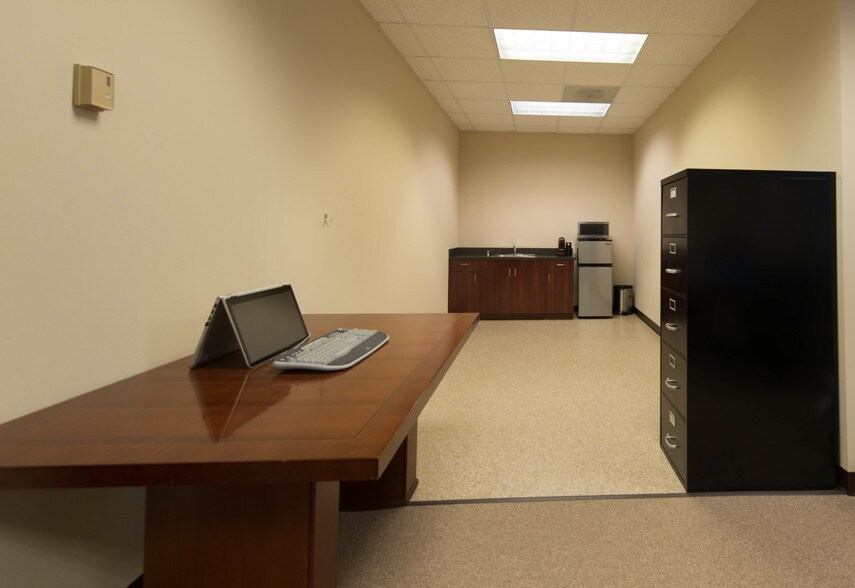 More Photos Of 15280 NW 79th Ct, Miami Lakes Office Residential For Lease