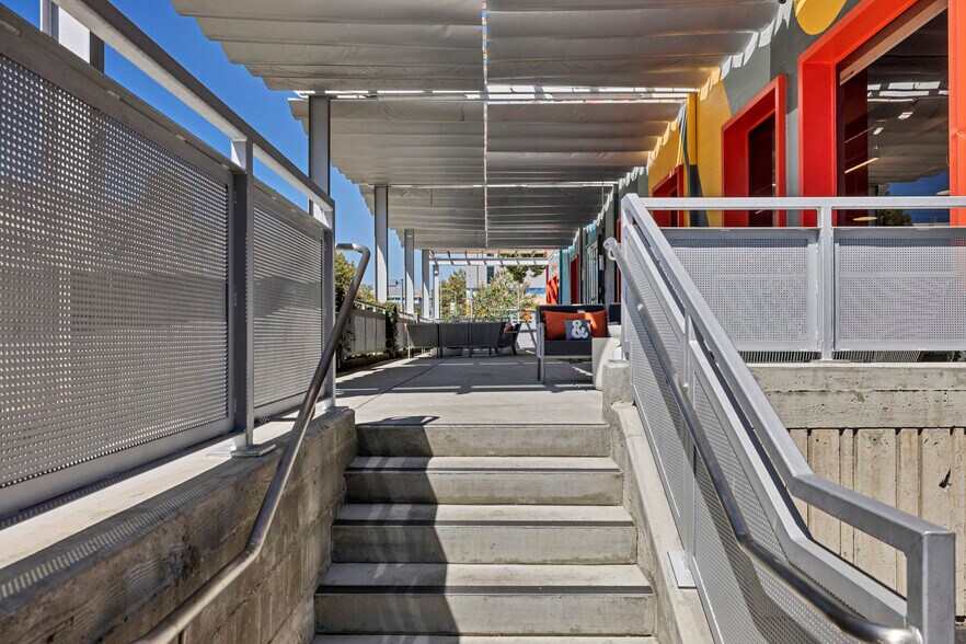 More Photos Of 100 Webster St, Oakland Office For Lease