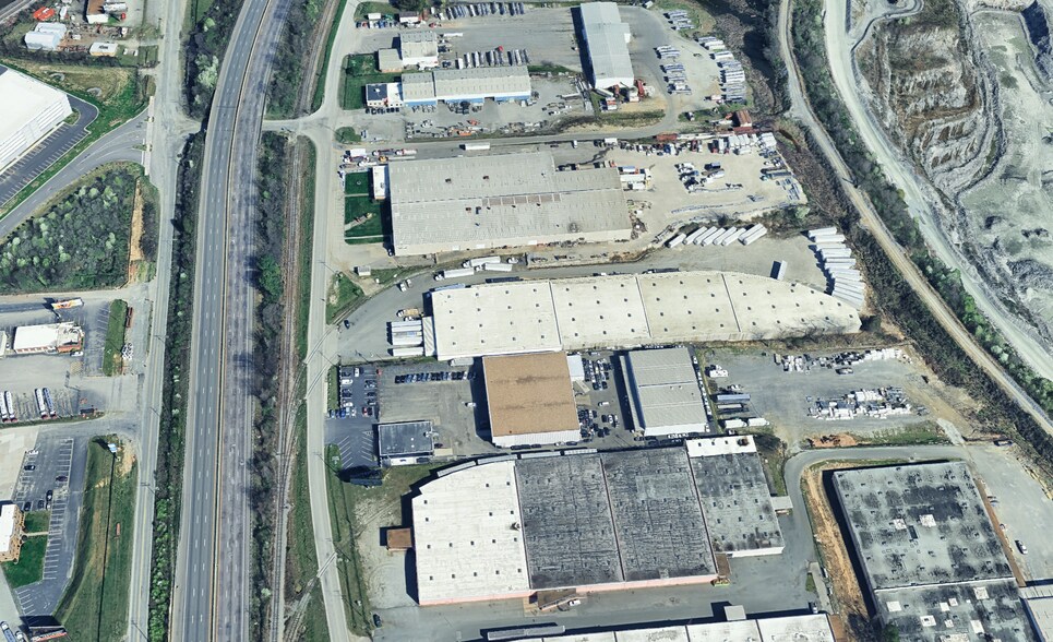 More Photos Of 2320 Deepwater Terminal Rd, Richmond Warehouse For Lease