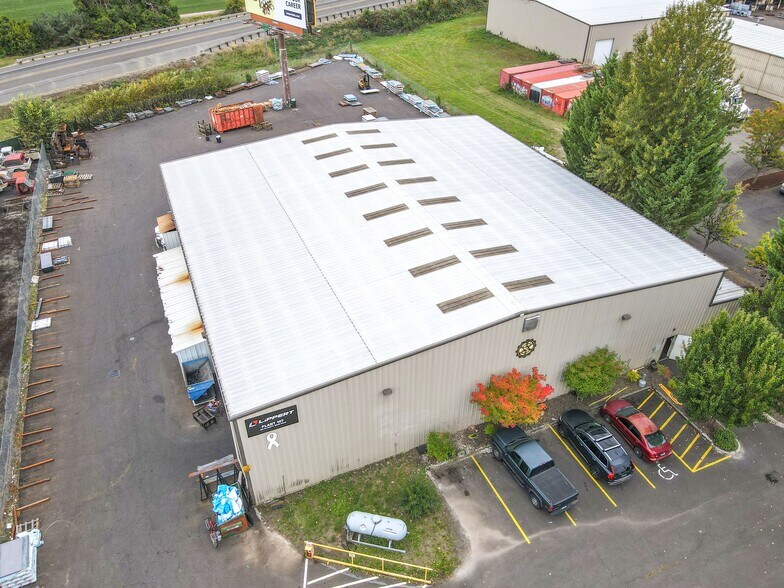 More Photos Of 280 Booth Bend Rd, Mcminnville Warehouse For Sale