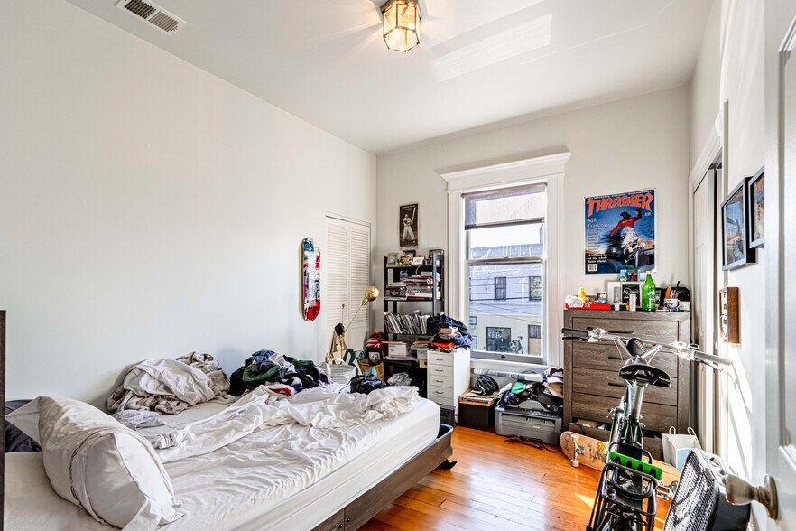 More Photos Of 2543-2545 24th St, San Francisco Storefront Retail Residential For Sale