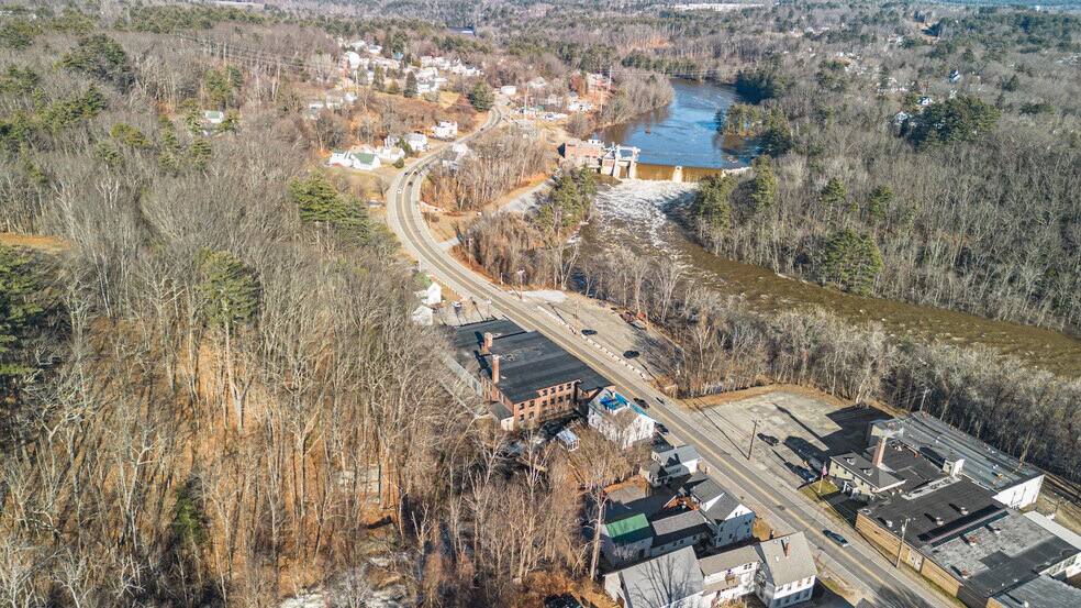 More Photos Of 174 N Main St, Franklin Light Manufacturing For Sale