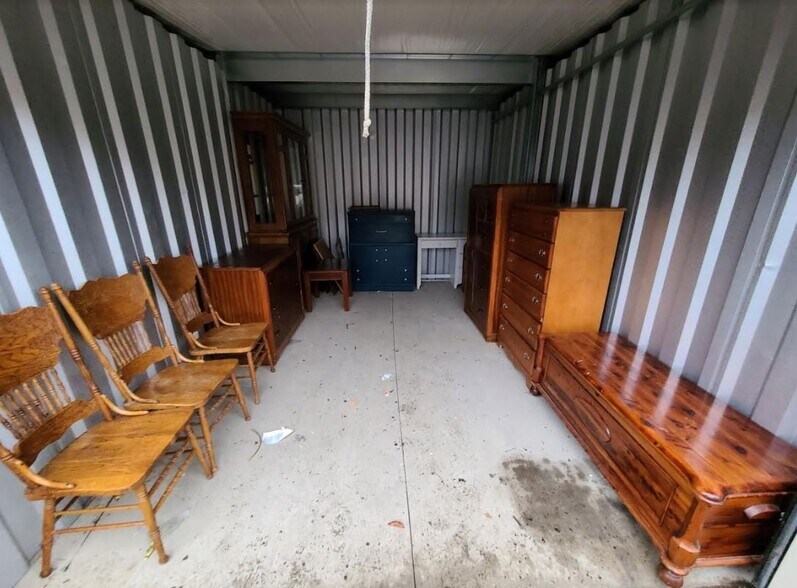 More Photos Of 58 Old Lincoln hwy, Irwin Self Storage For Sale