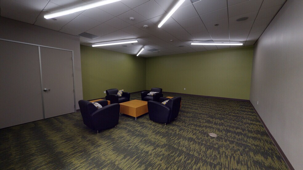 More Photos Of 10641 Scripps Summit Ct, San Diego Office For Lease