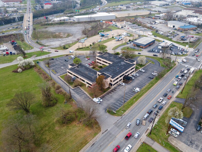 More Photos Of 1451 Elm Hill Pike, Nashville Office For Sale