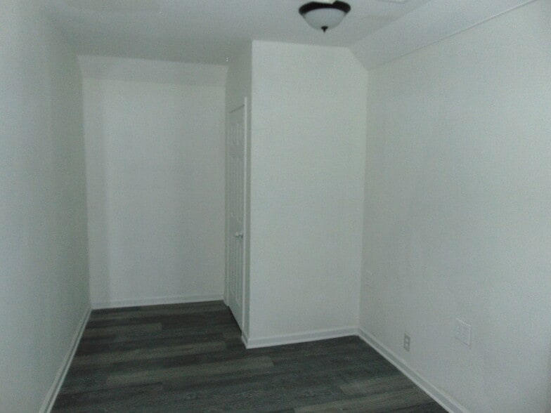 More Photos Of 6277 Memorial Dr, Stone Mountain Medical For Sale