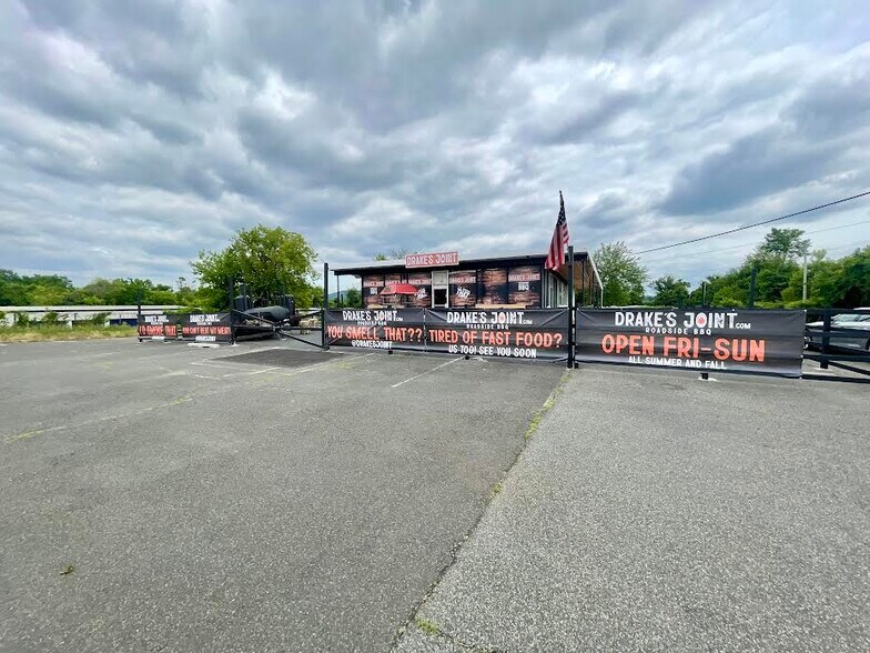 More Photos Of 1193 Route 22, Phillipsburg General Retail For Sale