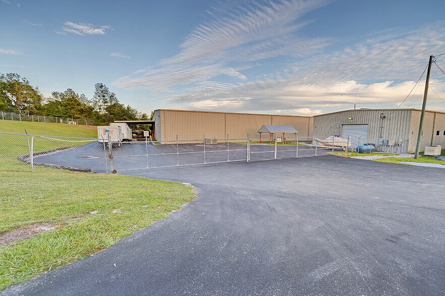 More Photos Of 715 S Easy St, Lecanto Manufacturing For Lease