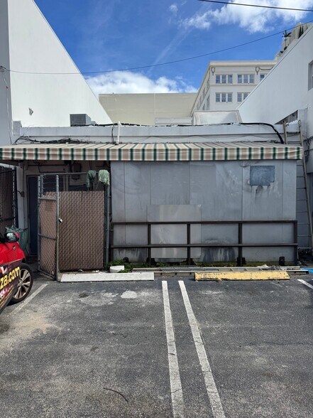 More Photos Of 123 S Olive Ave, West Palm Beach Restaurant For Sale