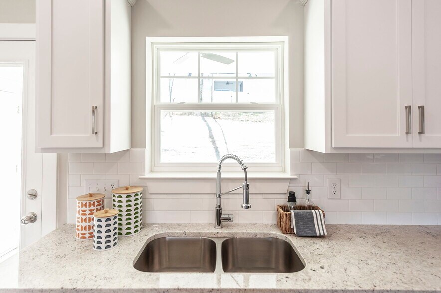 More Photos Of 1136 Lock 4 Rd, Gallatin Apartments For Sale