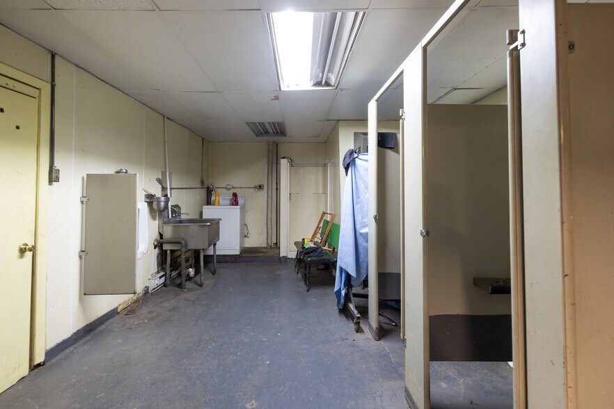 More Photos Of 5-11 Livingstone St, Boston Industrial For Sale
