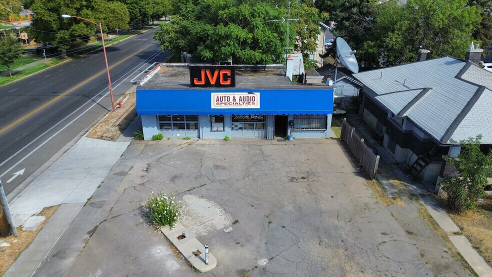 Primary Photo Of 498 N 500 W, Provo Convenience Store For Sale