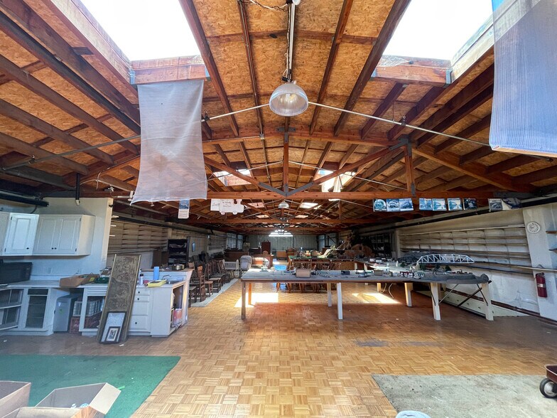 More Photos Of 1321 5th St, Berkeley Warehouse For Sale