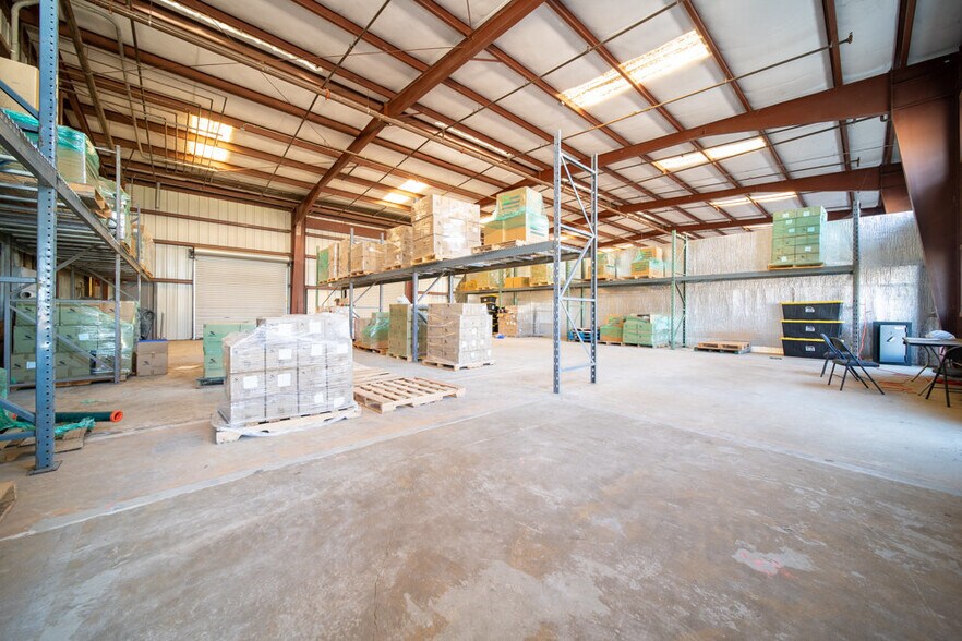 More Photos Of 180 E San Antonio Dr, King City Manufacturing For Lease