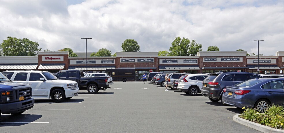 More Photos Of 7001 Amboy Rd, Staten Island General Retail For Lease