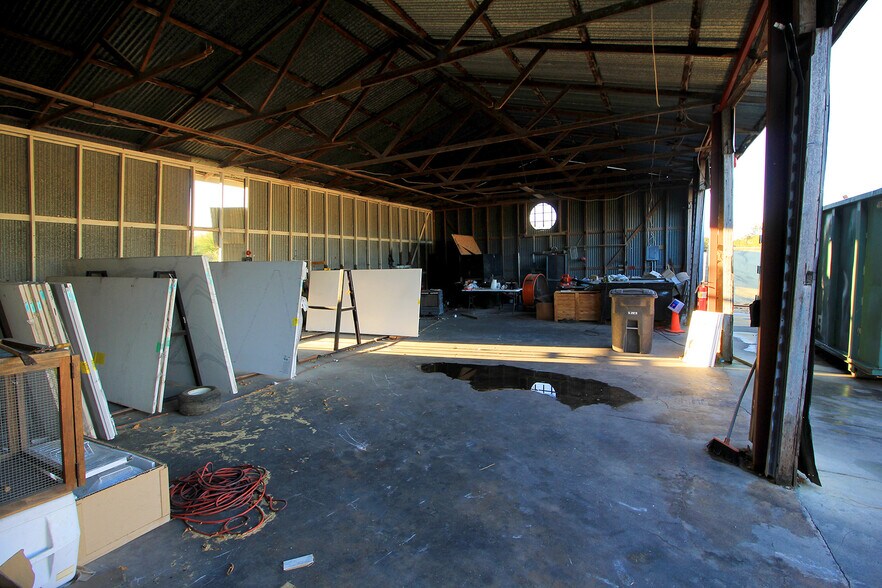 More Photos Of 11530 Jones-maltsberger Rd, San Antonio Service For Sale
