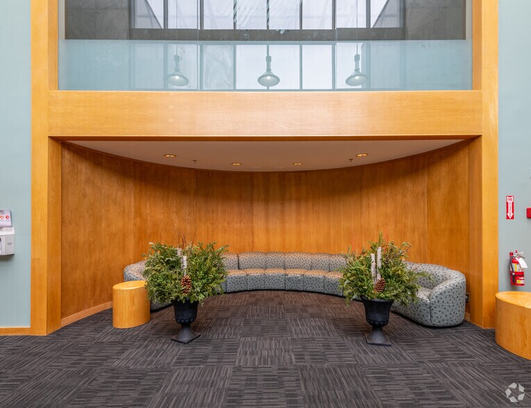 More Photos Of 9 Centennial Dr, Peabody Research And Development For Lease