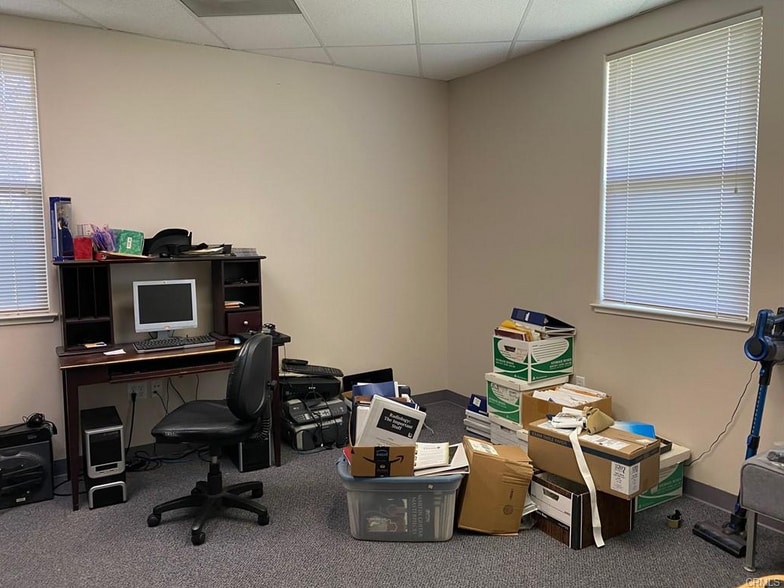 More Photos Of 2107 Forest Ave, Chico Office For Sale