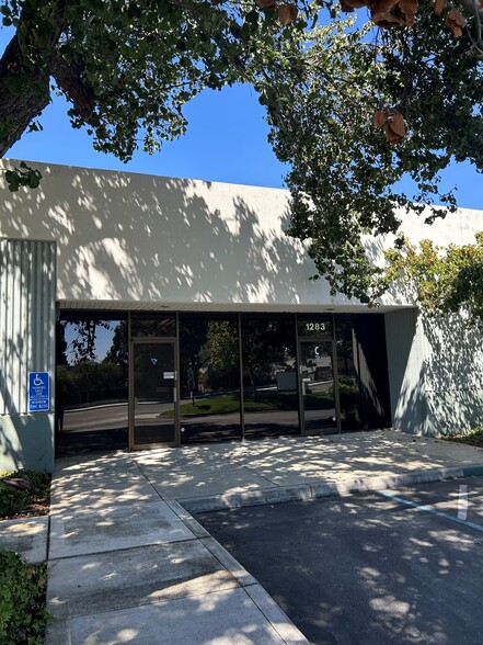 Primary Photo Of 1283 Old Mountain View-Alviso Rd, Sunnyvale Light Manufacturing For Lease