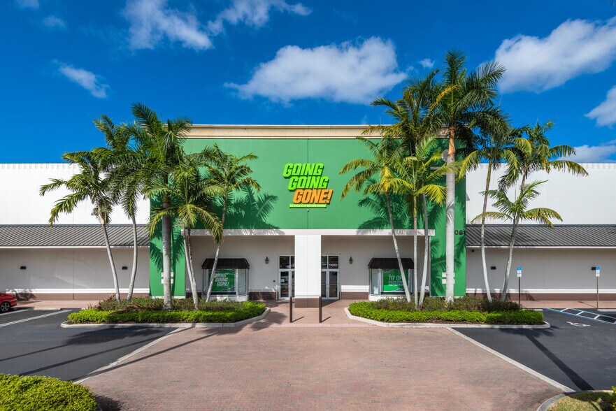 More Photos Of 11001 Southern Blvd, Royal Palm Beach Unknown For Lease