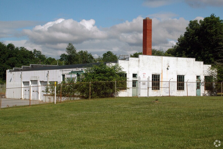 More Photos Of 34 Sinclair Rd, Mechanicsburg Industrial For Lease