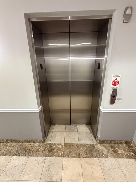 More Photos Of 912 Thayer Ave, Silver Spring Loft Creative Space For Sale