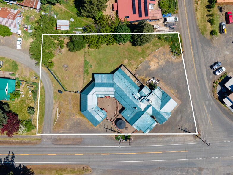 More Photos Of 1258 Highway 141, White Salmon Hospitality For Sale