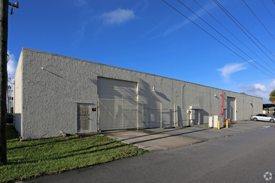 More Photos Of 5449 Maule Way, Mangonia Park Unknown For Lease