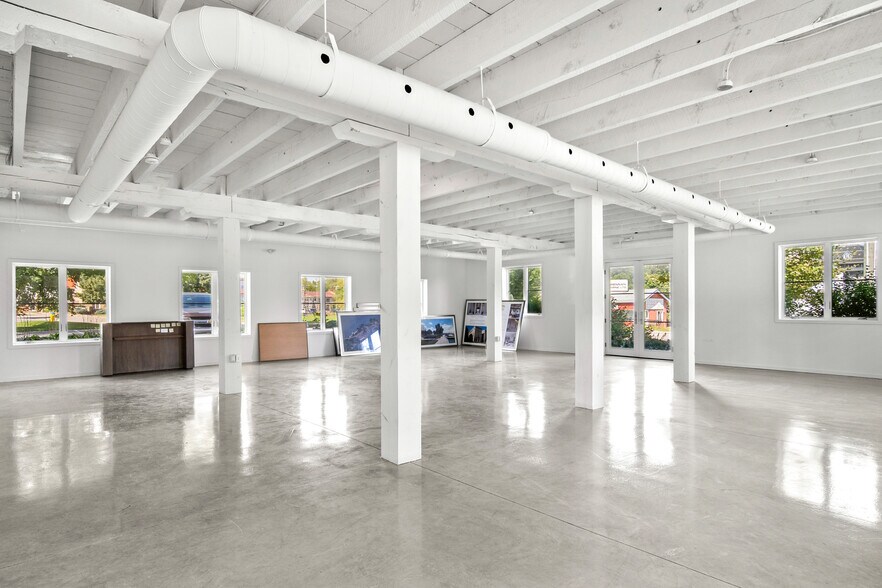 More Photos Of 60 Mill St, Gananoque Medical For Sale