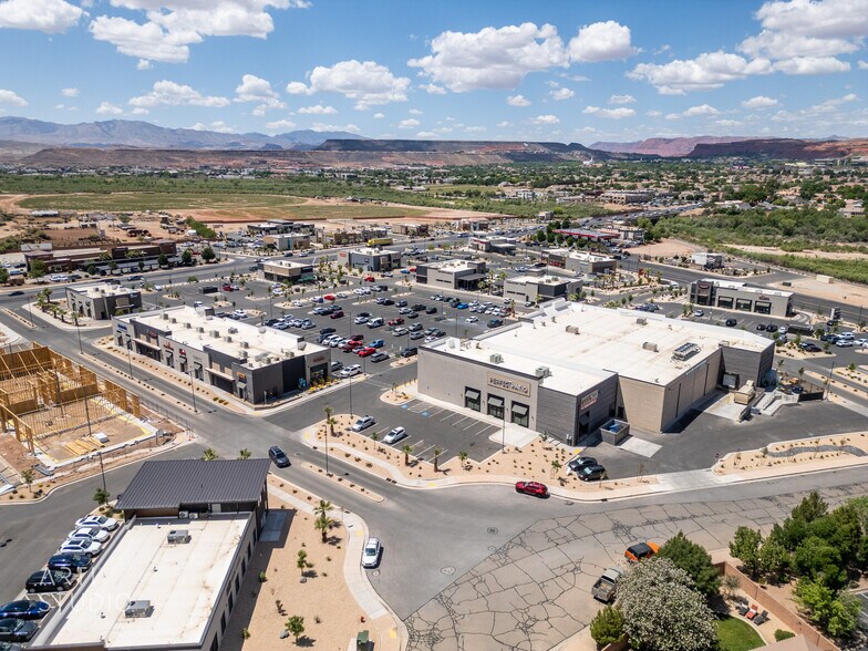 More Photos Of 1450 S River Rd, St George Unknown For Lease
