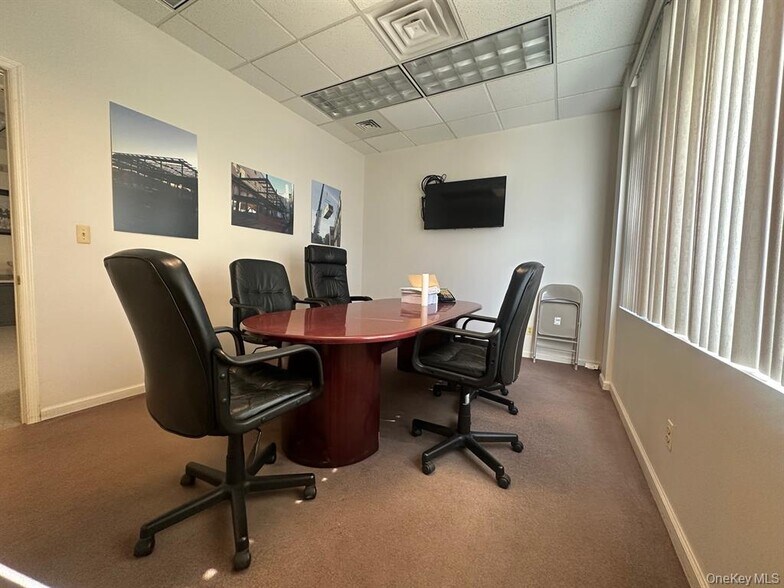 More Photos Of 560 Bradley Hill Rd, Blauvelt Warehouse For Sale