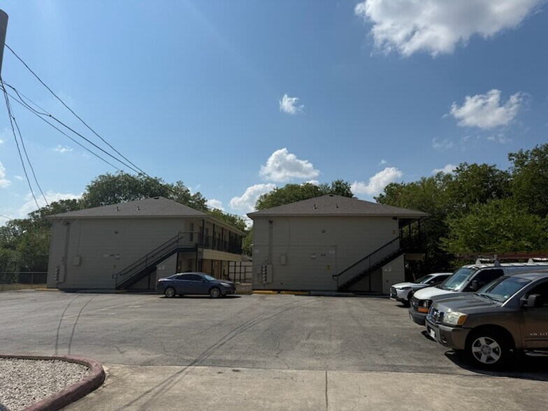 More Photos Of 926 Drury Ln, San Antonio Apartments For Sale