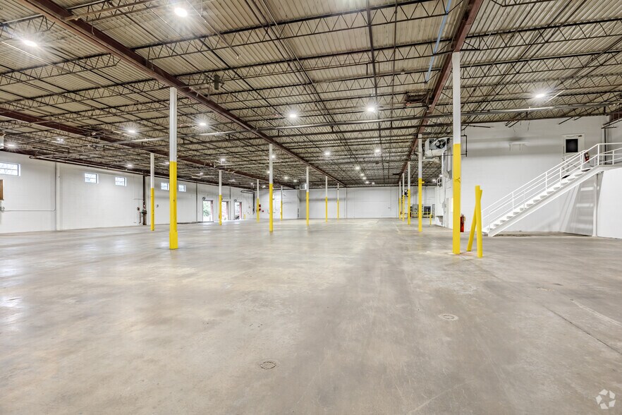 More Photos Of 3350 Hamilton Blvd SW, Hapeville Manufacturing For Sale