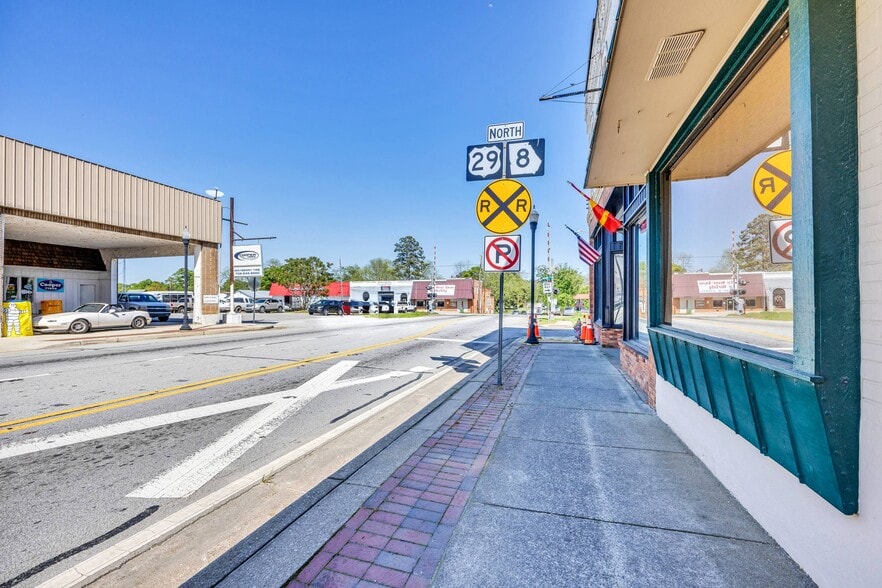 More Photos Of 24 Hartwell St, Royston Office For Sale