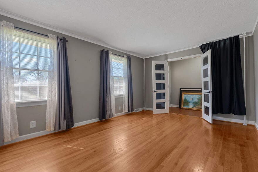 More Photos Of 300 N Green St, Williamston Land For Sale