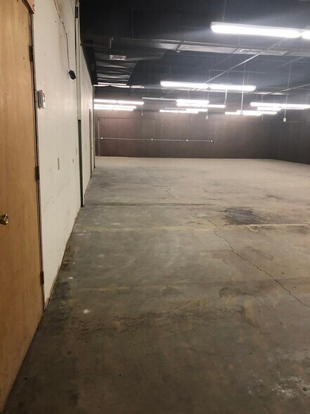 More Photos Of 1200 Hartford Ave, Johnston Light Manufacturing For Lease