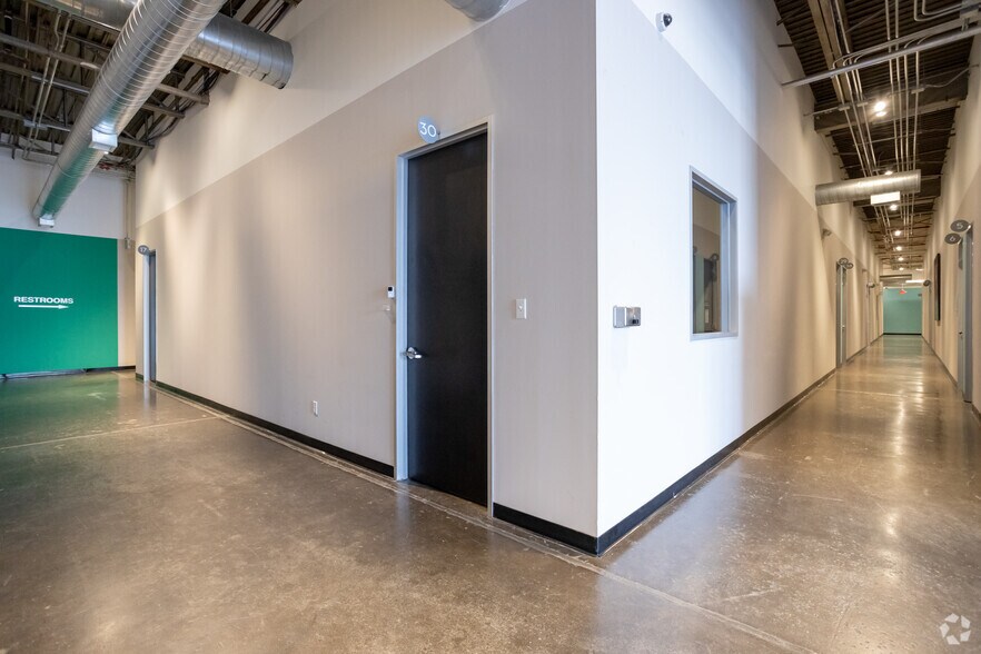 More Photos Of 3420 Rusk St, Houston Loft Creative Space For Sale