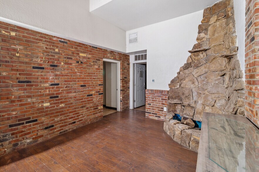 More Photos Of 466 W Main St, Trinidad General Retail For Sale