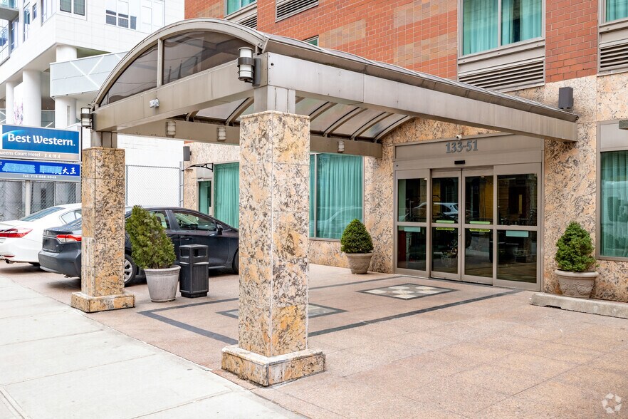 More Photos Of 13351 39th Ave, Flushing Hotel For Lease